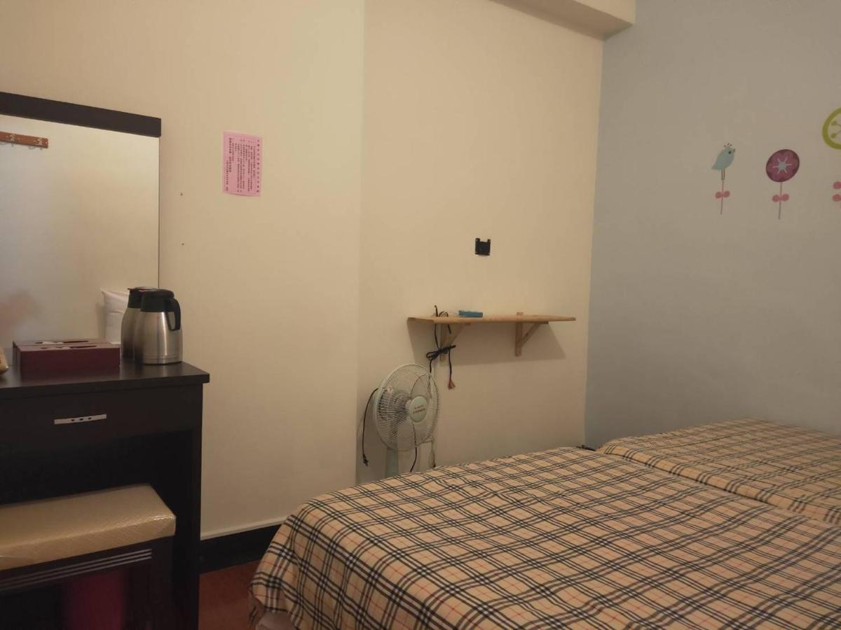 Taichung Hall Aparthotel Екстериор снимка